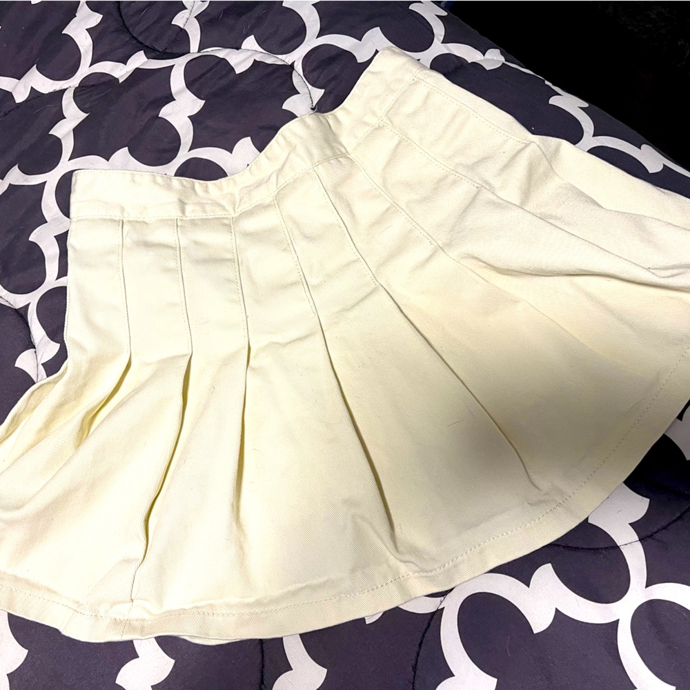 brandy melville pleated Denim Mini Skirt
